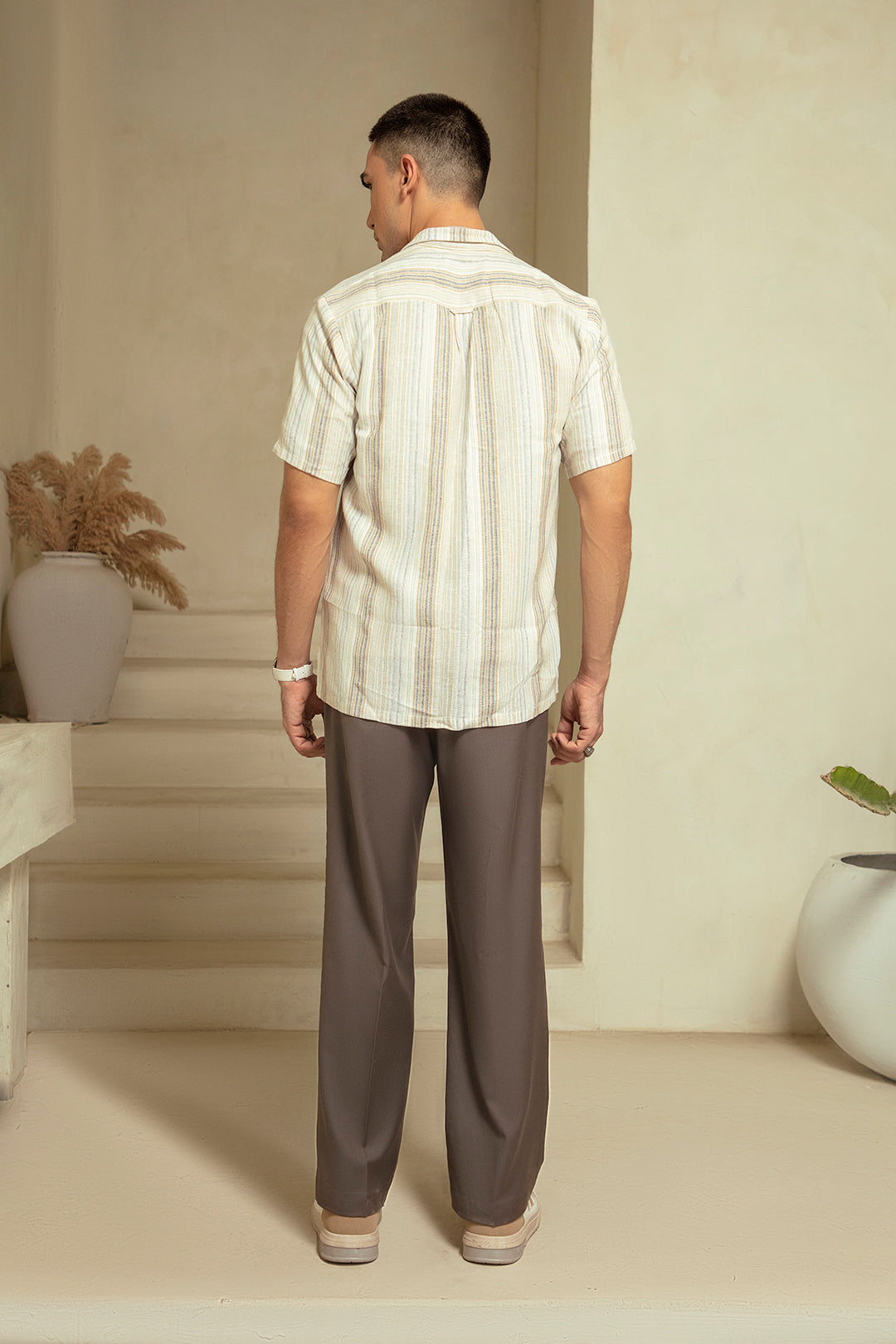 TEXTURED RESORT COLLAR SHORT SLEEVE SHIRT