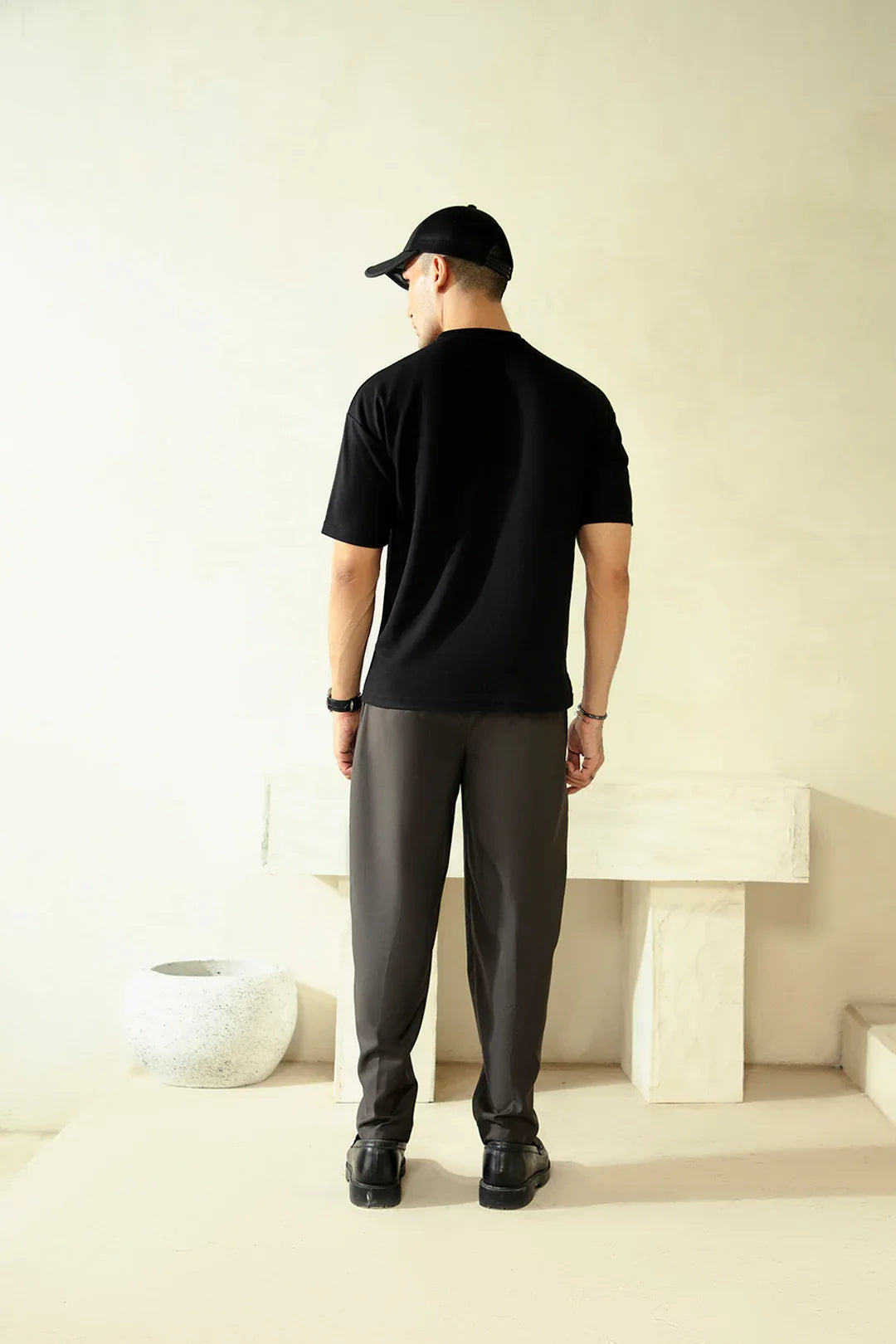BLACK BASIC T-SHIRT - Mensiox