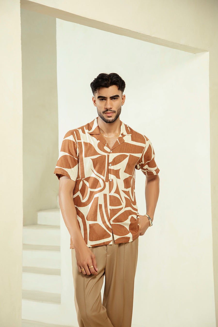 PRINTED CUBAN COLLAR SHIRT-BROWN