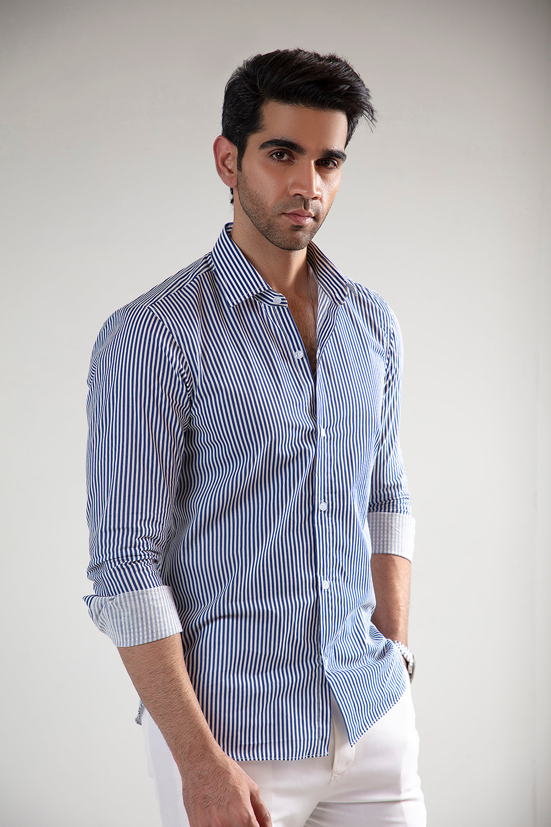 STRIPED BUTTON DOWN SHIRT