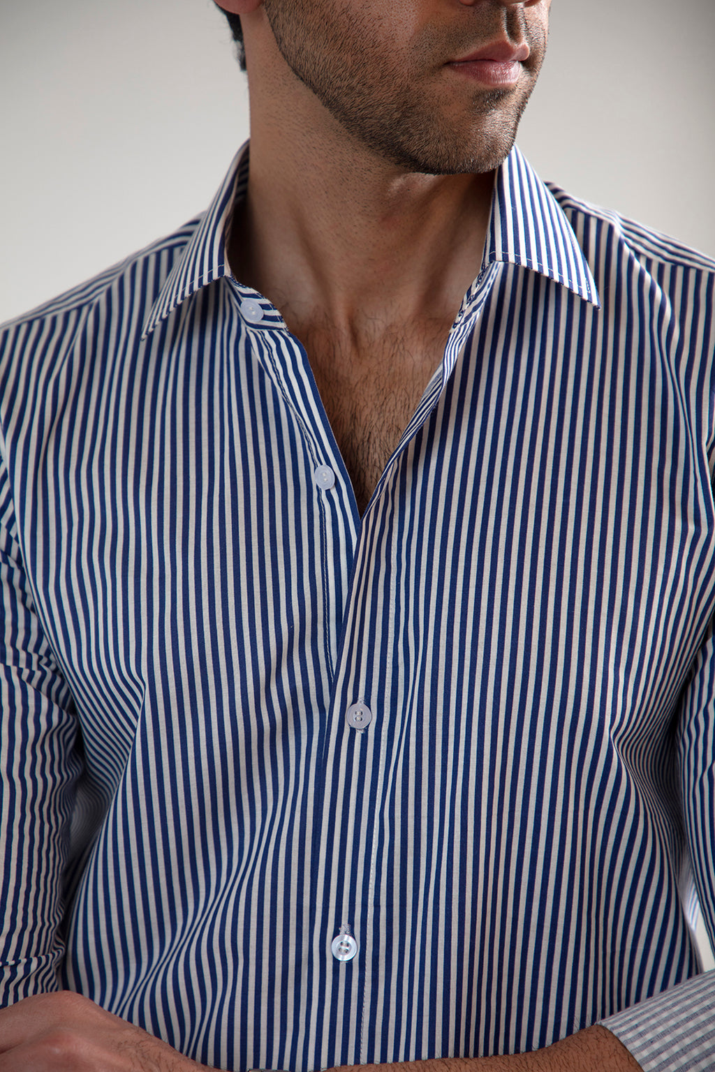 STRIPED BUTTON DOWN SHIRT