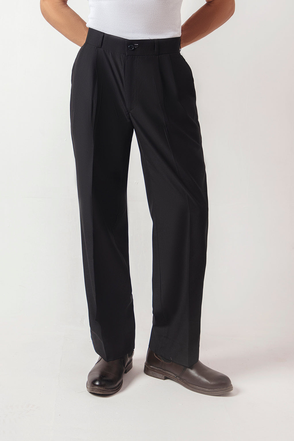 DOUBLE PLEATED KOREAN TROUSER - BLACK