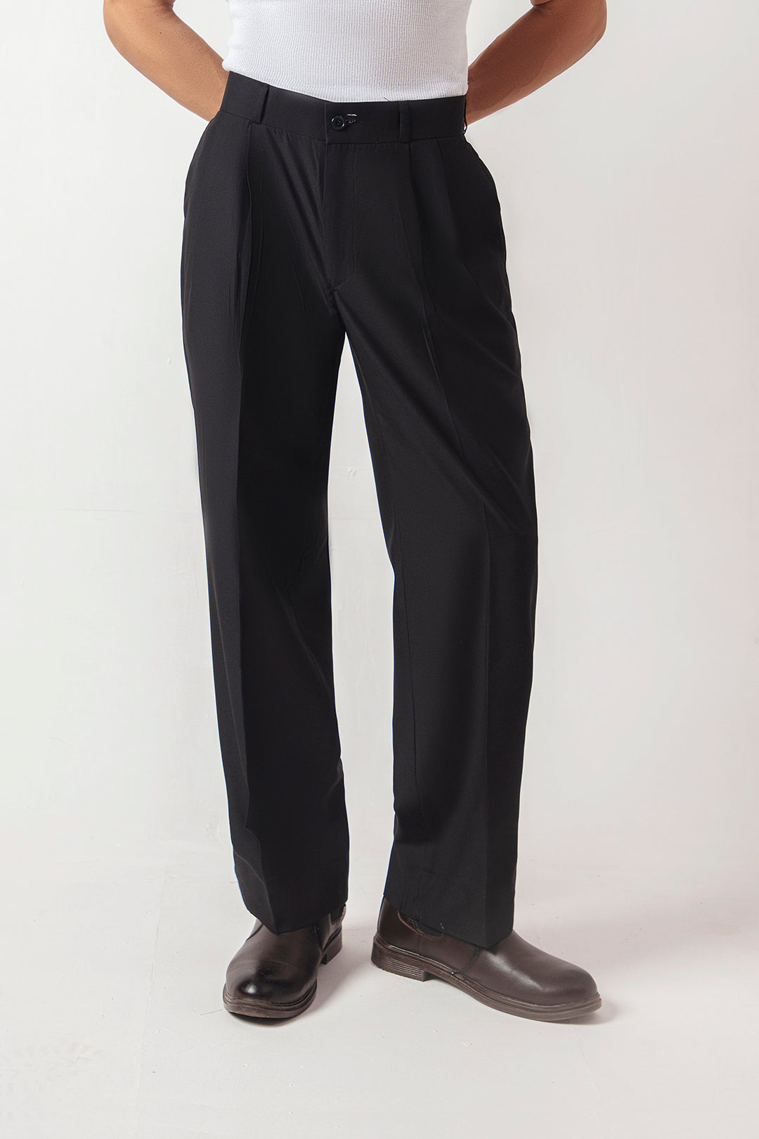 DOUBLE PLEATED KOREAN TROUSER - BLACK