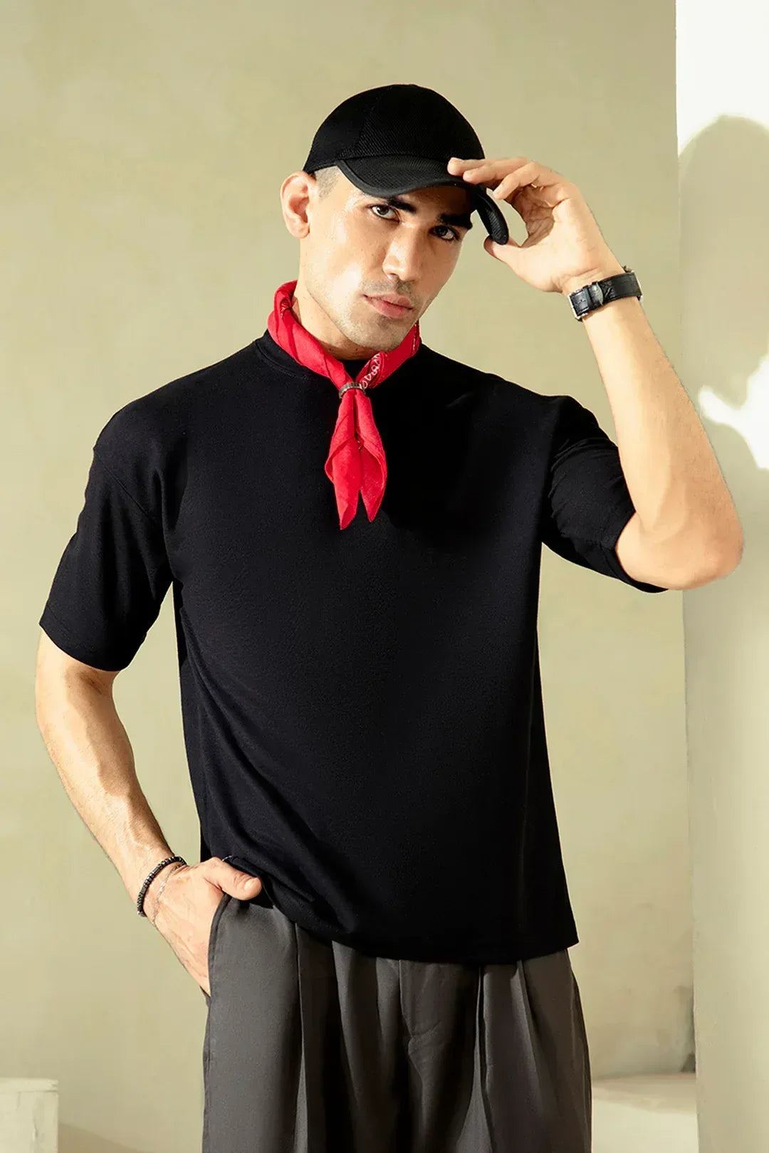 BLACK BASIC T-SHIRT - Mensiox