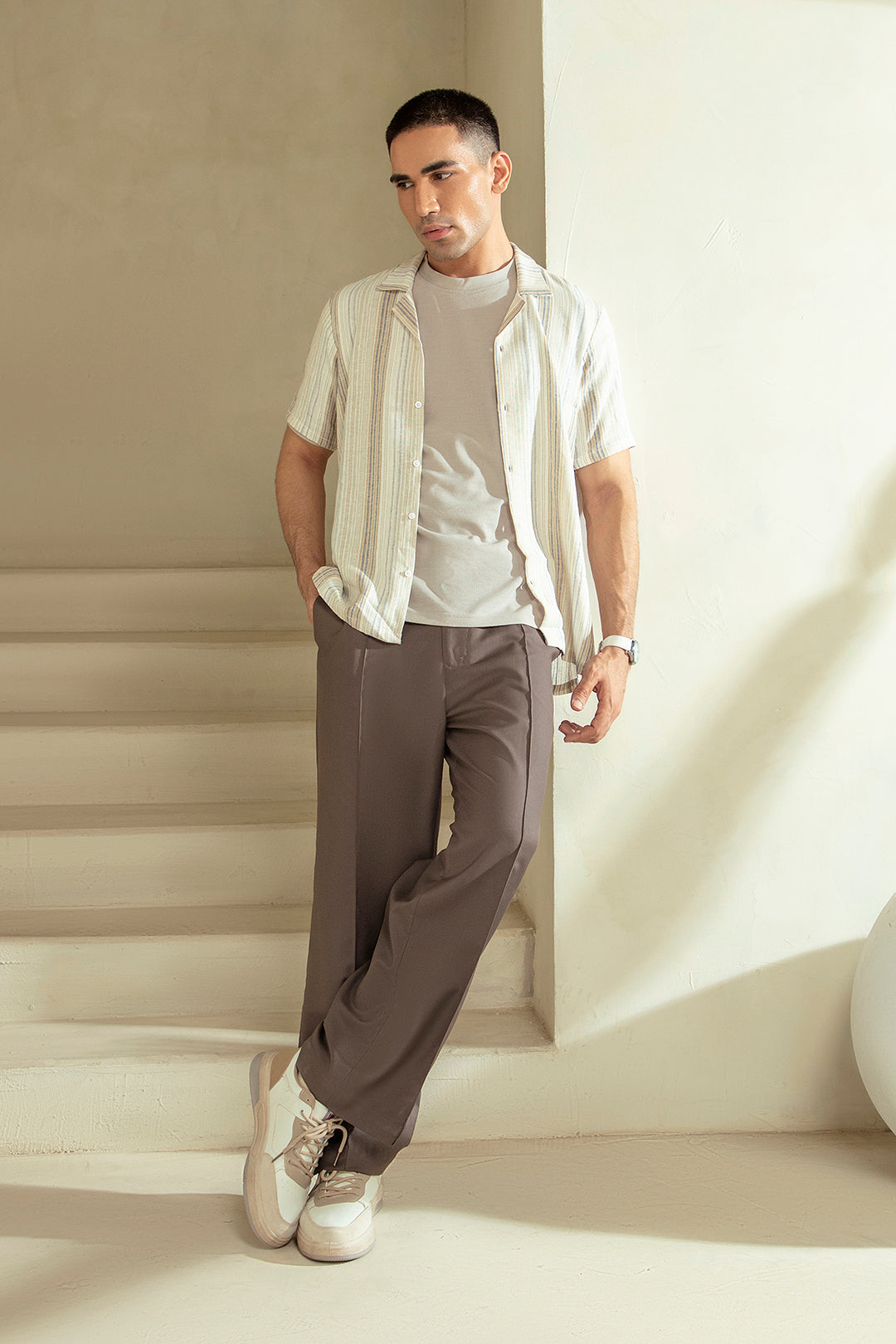 TEXTURED RESORT COLLAR SHORT SLEEVE SHIRT